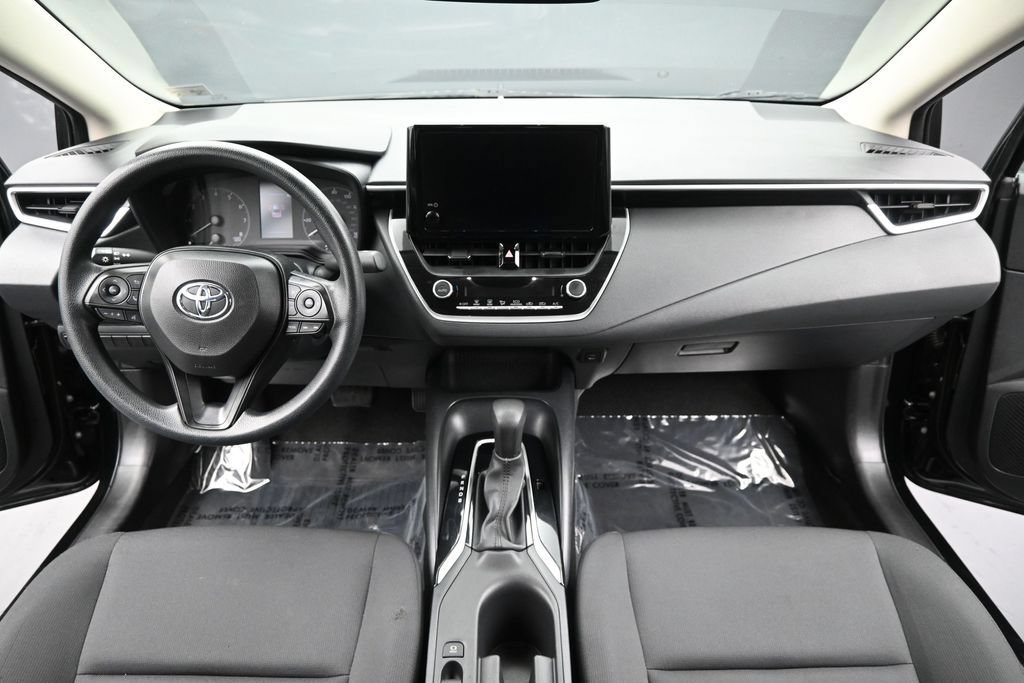Used 2024 Toyota Corolla LE FWD image 16