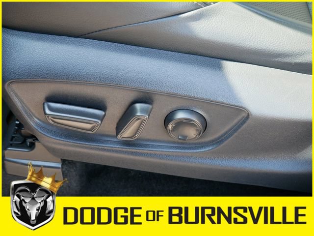 Used 2024 Toyota Tacoma Limited w/ Limited Package (LT) AWD/4WD image 19