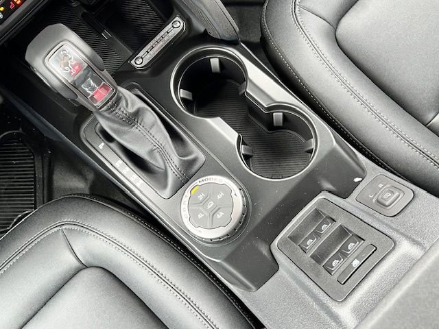 New 2025 Ford Bronco Badlands image 27