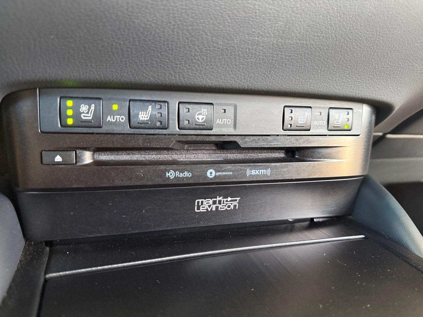 Used 2021 Lexus ES 350 F Sport w/ Accessory Package FWD image 21