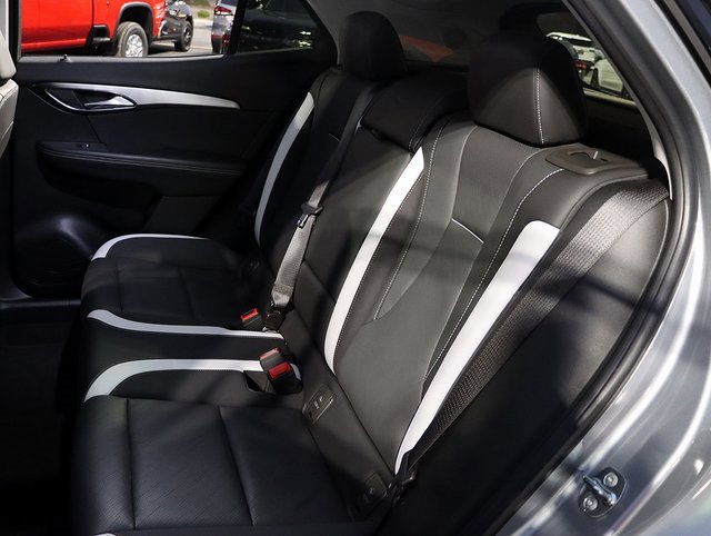 Certified 2025 Buick Envision Sport Touring image 12