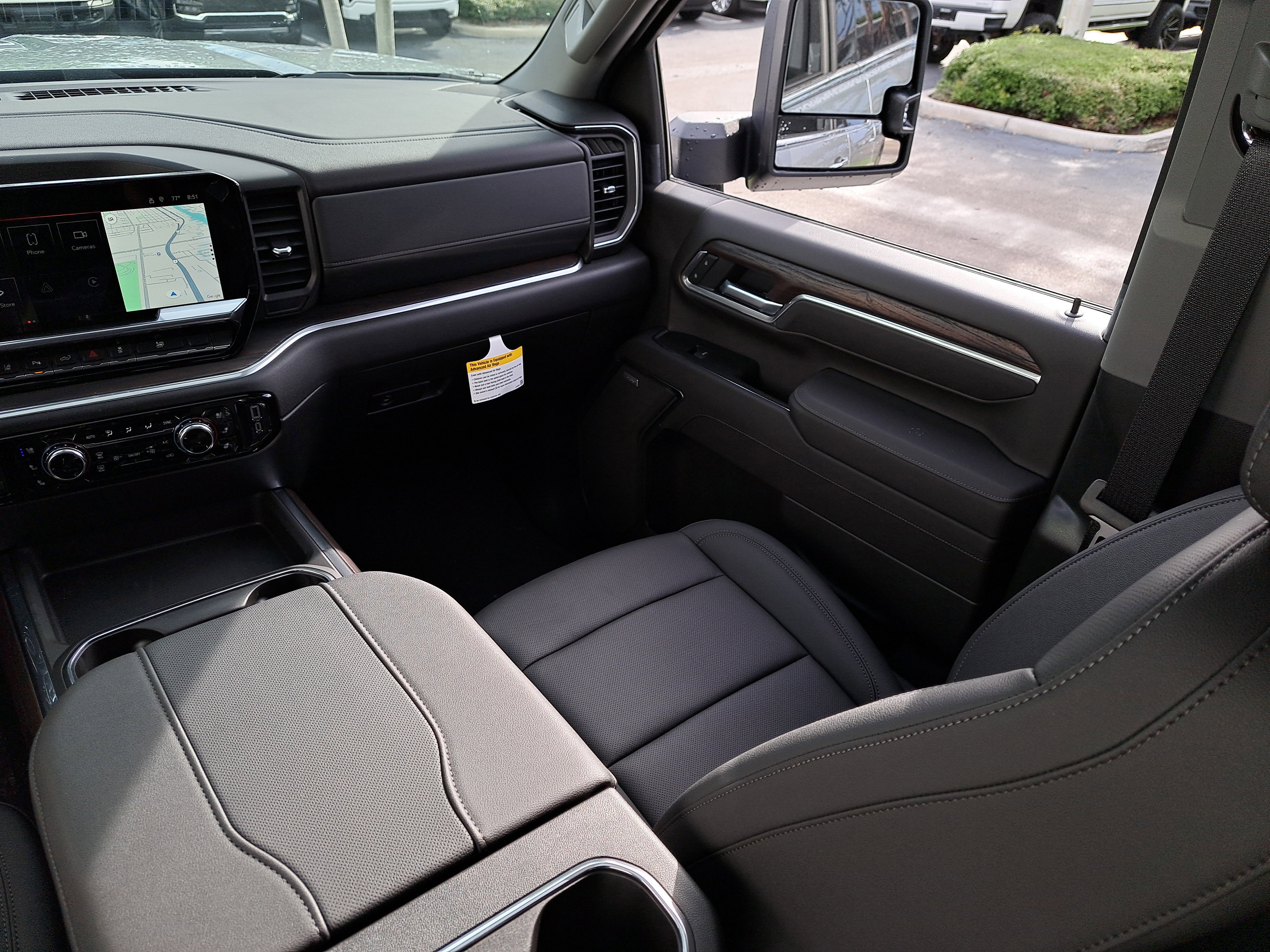 New 2025 GMC Sierra 2500 SLT w/ SLT Premium Package image 17