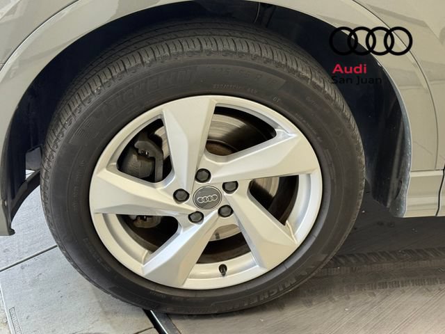 Used 2020 Audi Q3 2.0T Premium AWD/4WD image 5