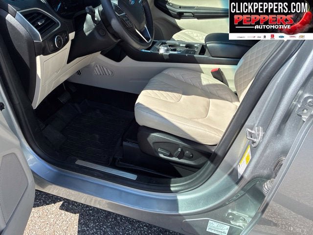 Used 2024 Ford Edge Titanium w/ Equipment Group 301A AWD/4WD image 12