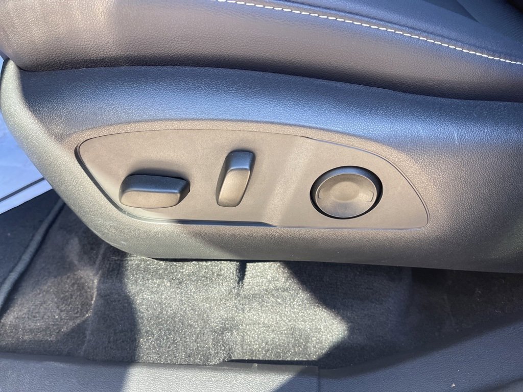 New 2025 Chevrolet Traverse LT w/ Enhanced Driving Package image 21