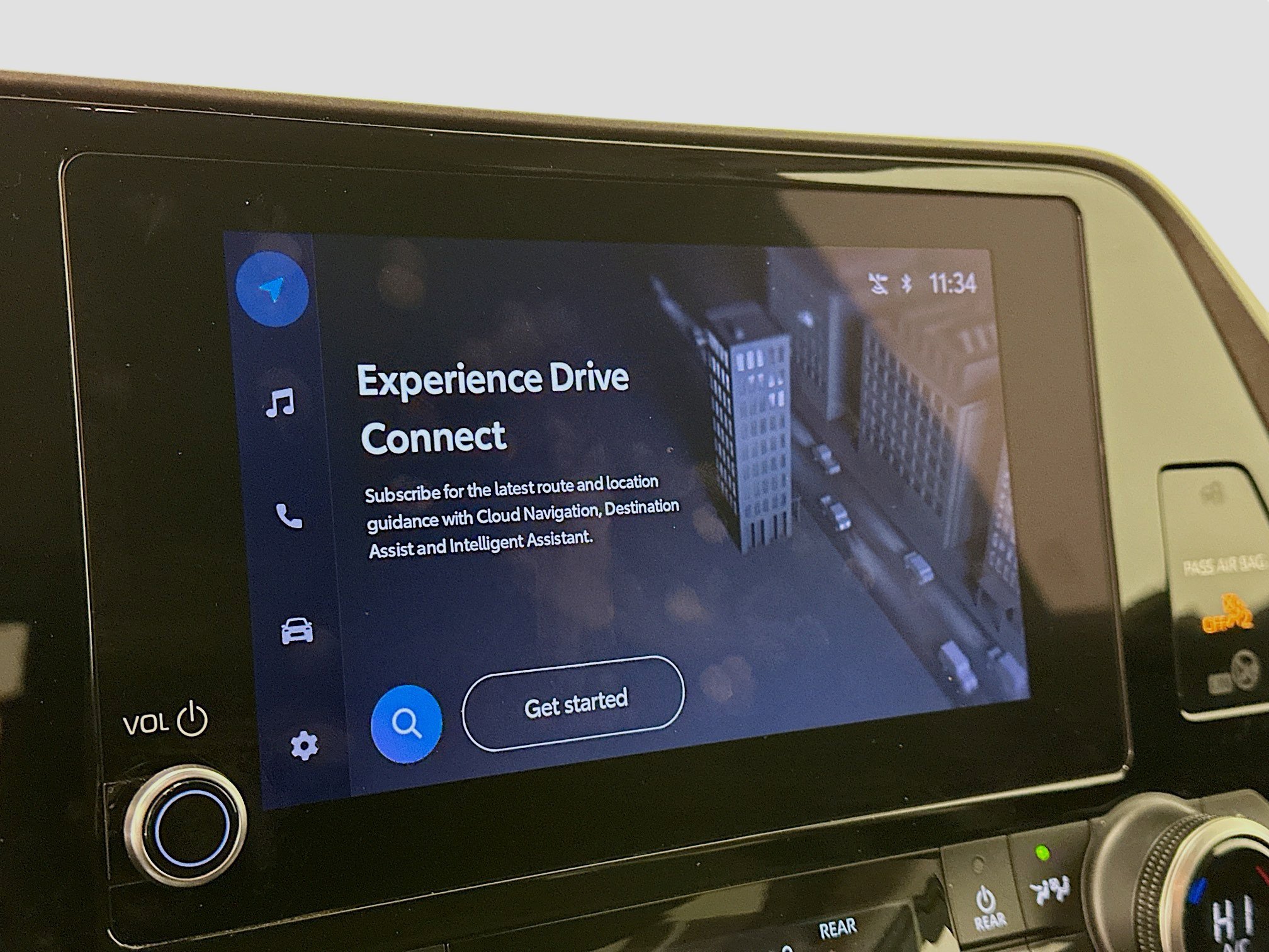 Used 2024 Toyota Highlander LE image 22