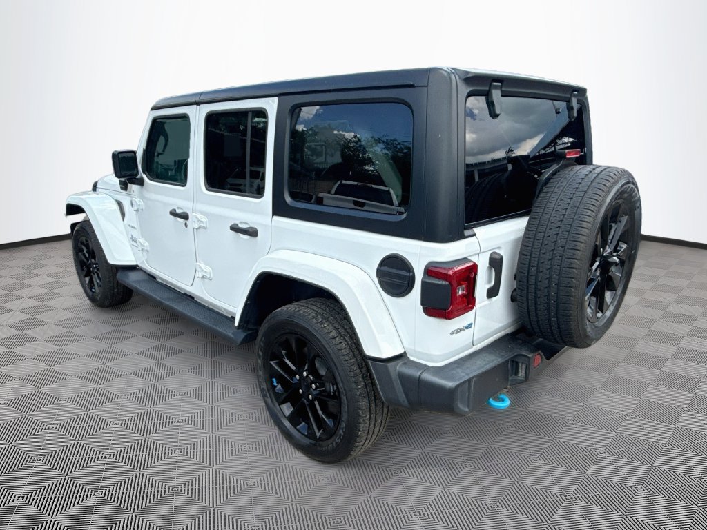 Certified 2023 Jeep Wrangler Unlimited Sahara w/ Cold Weather Group AWD/4WD image 8