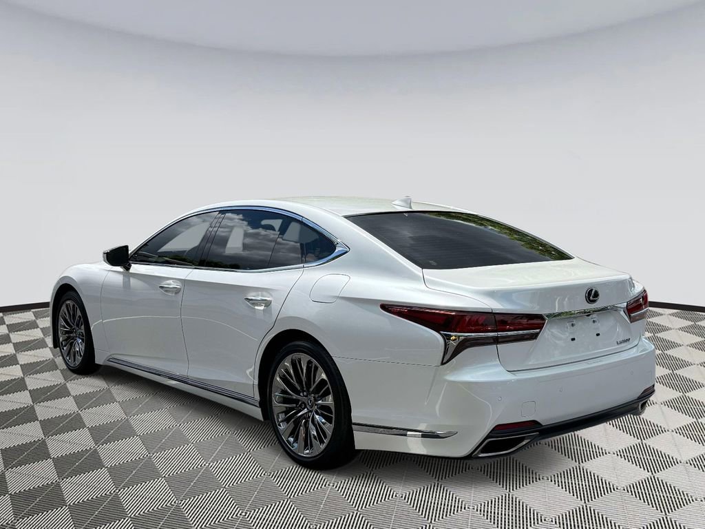Used 2020 Lexus LS 500 w/ Interior Upgrade Package RWD image 4