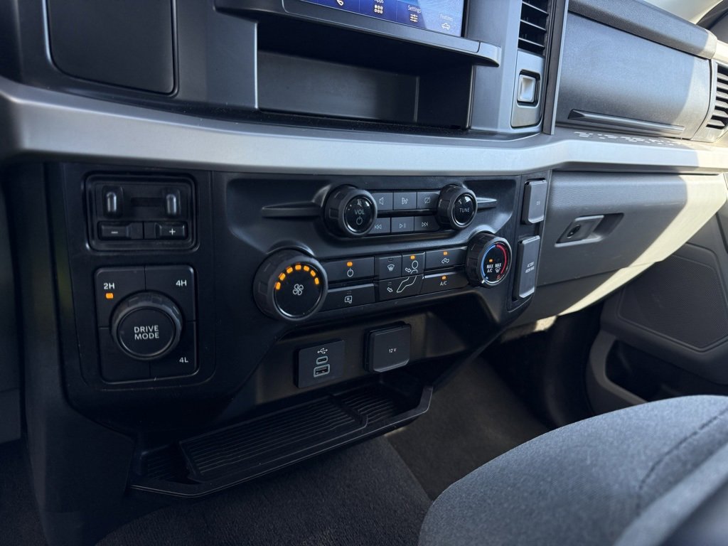 Used 2024 Ford F250 XLT image 18