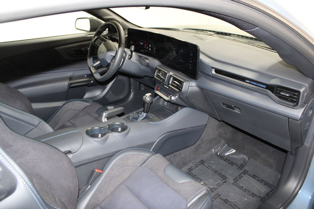 Used 2025 Ford Mustang Dark Horse image 24