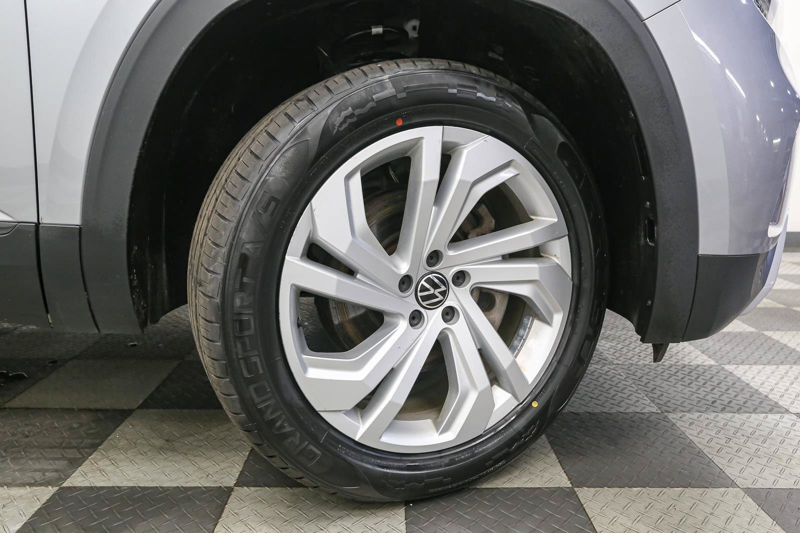 Used 2022 Volkswagen Atlas SE AWD/4WD image 17