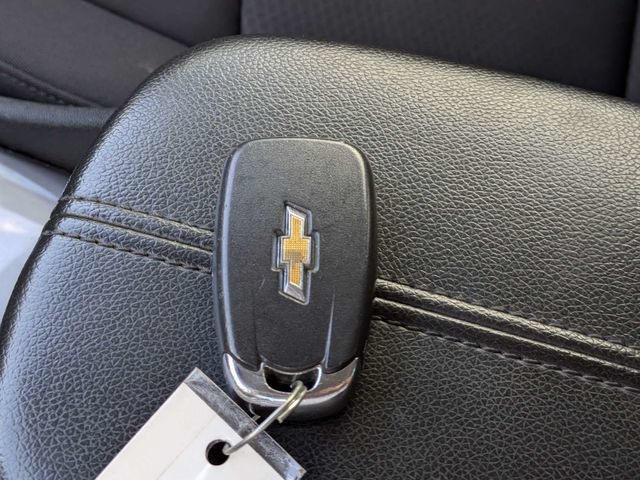 Used 2021 Chevrolet Malibu LT FWD image 28