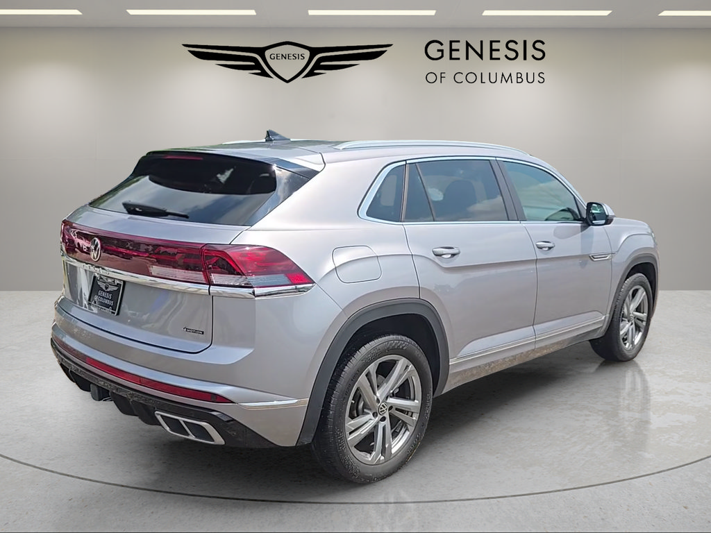 Used 2024 Volkswagen Atlas Cross Sport SEL R-Line AWD/4WD image 5