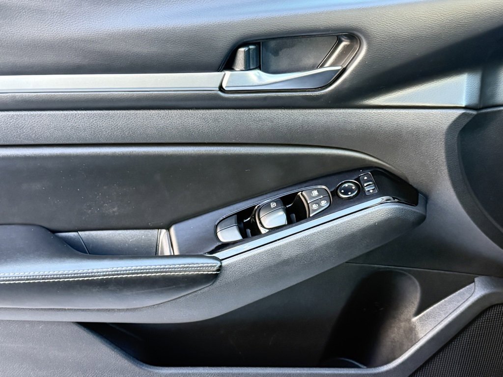Certified 2023 Nissan Altima 2.5 SV image 19