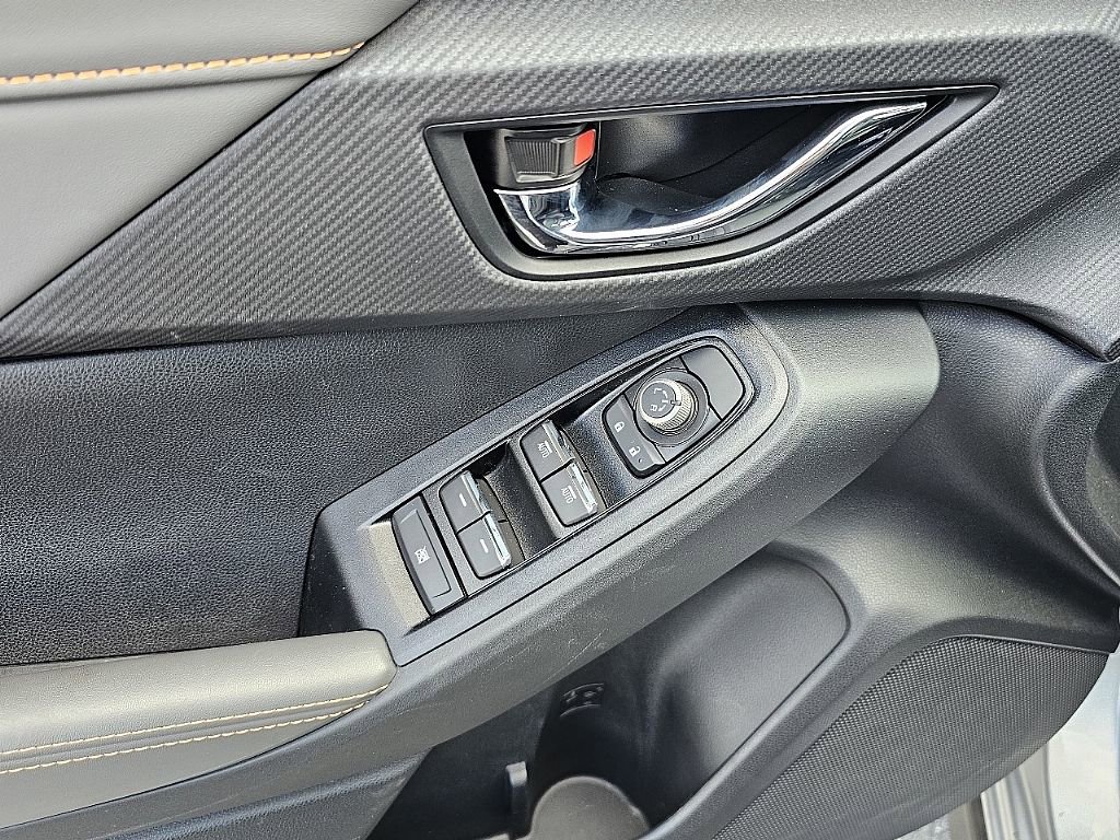 Certified 2025 Subaru Crosstrek 2.5i Limited w/ Crosstrek Mirror Package AWD/4WD image 26