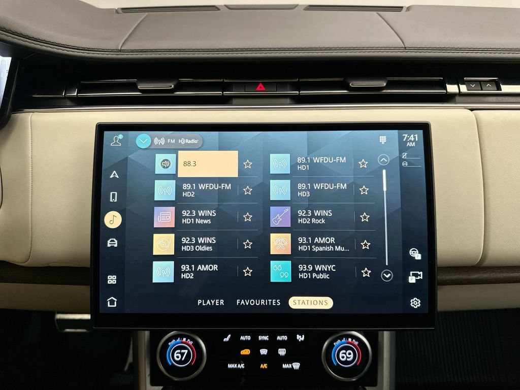 Certified 2023 Land Rover Range Rover Autobiography AWD/4WD image 28
