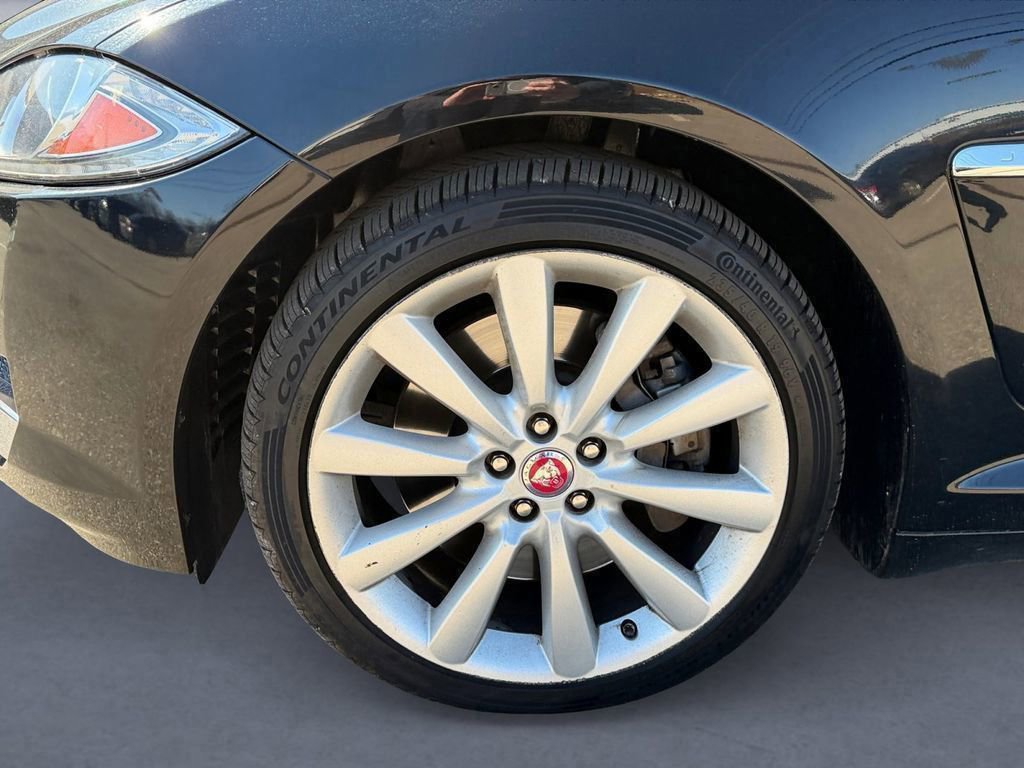 Used 2014 Jaguar XF 3.0 image 9