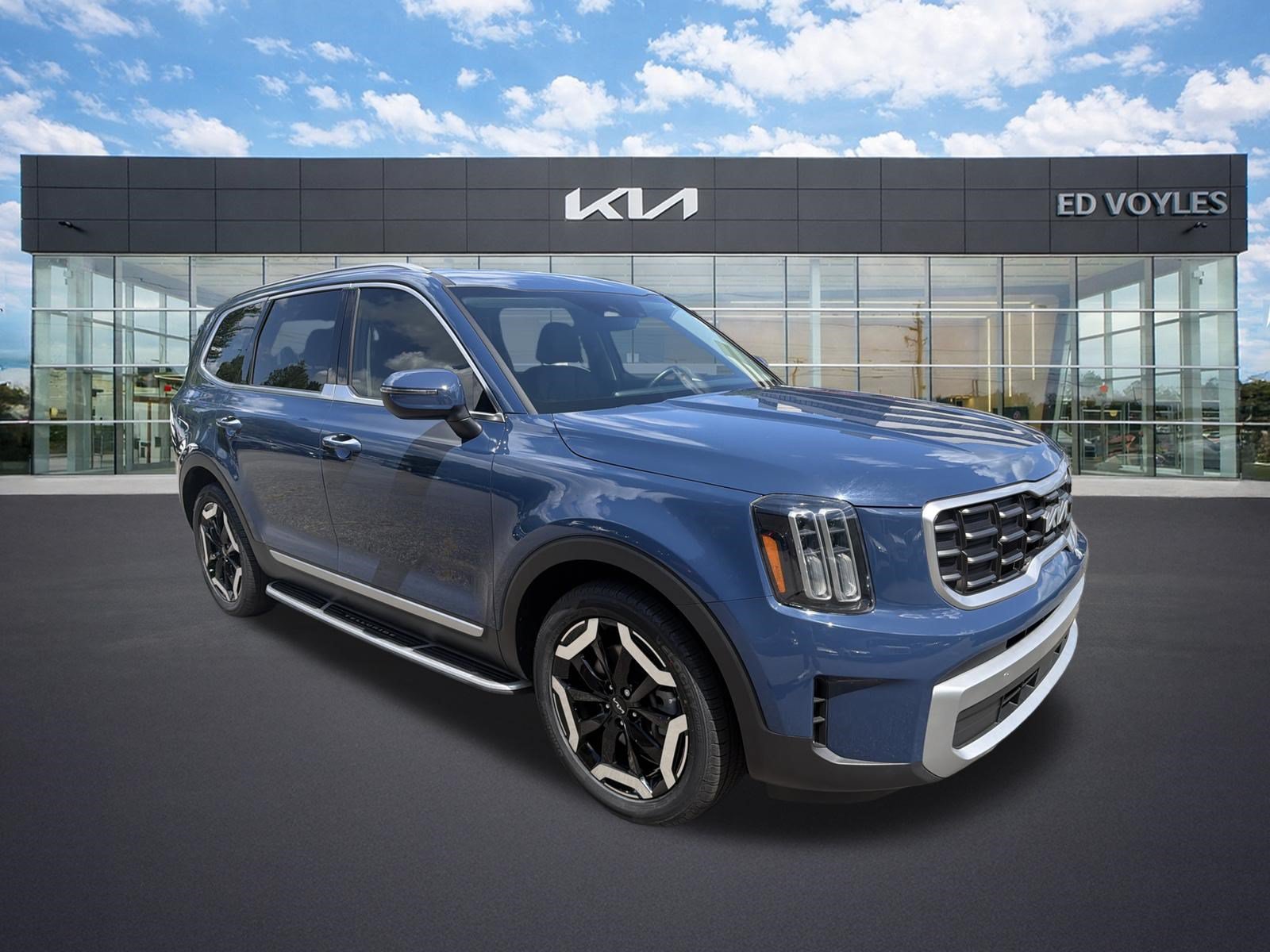 Certified 2023 Kia Telluride S w/ S Sunroof Package