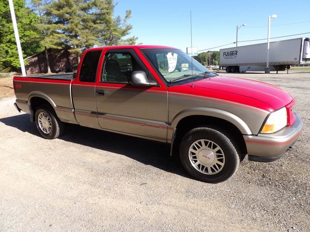 Used 1998 GMC Sonoma SLS w/ Popular Marketing Option Pkg AWD/4WD image 6