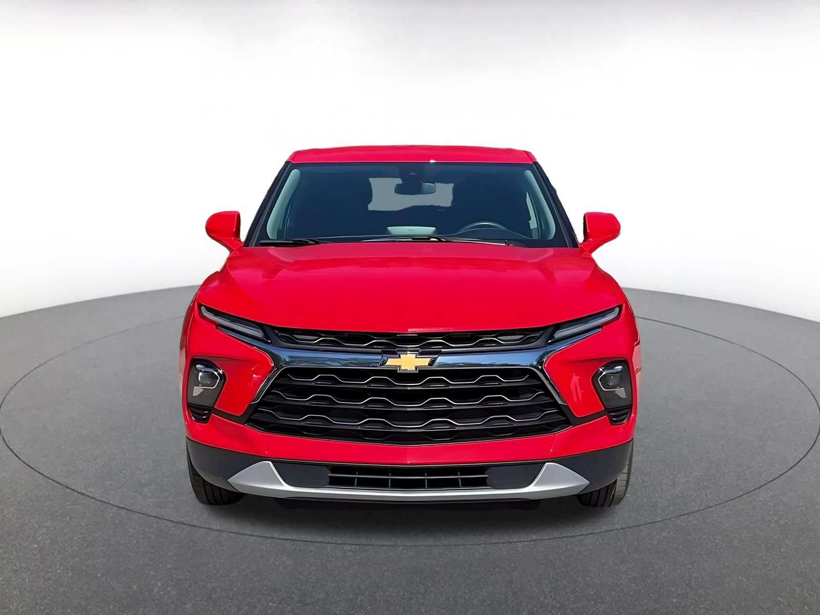 Used 2026 Chevrolet Blazer LT FWD image 4