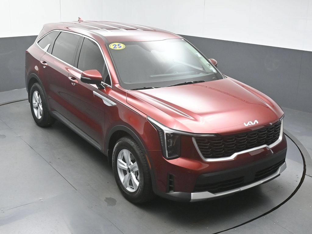 Used 2025 Kia Sorento LX FWD image 42