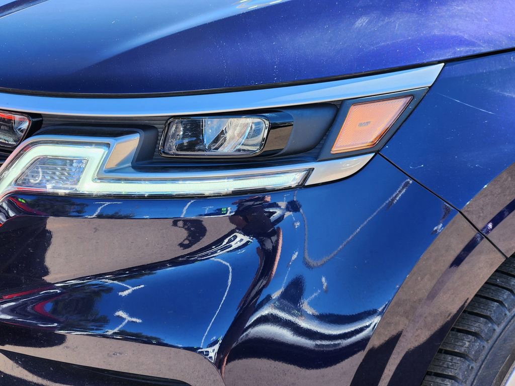 Used 2024 Kia Carnival LX image 8