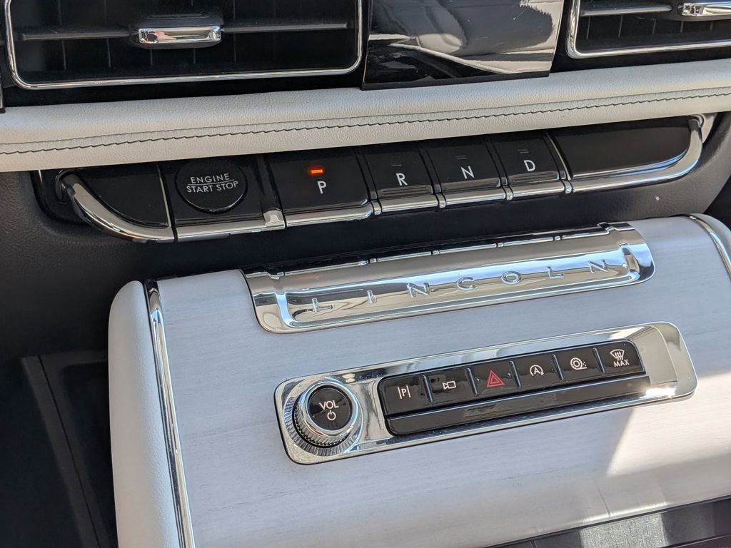 Used 2025 Lincoln Aviator Reserve w/ Illumination Package AWD/4WD image 21