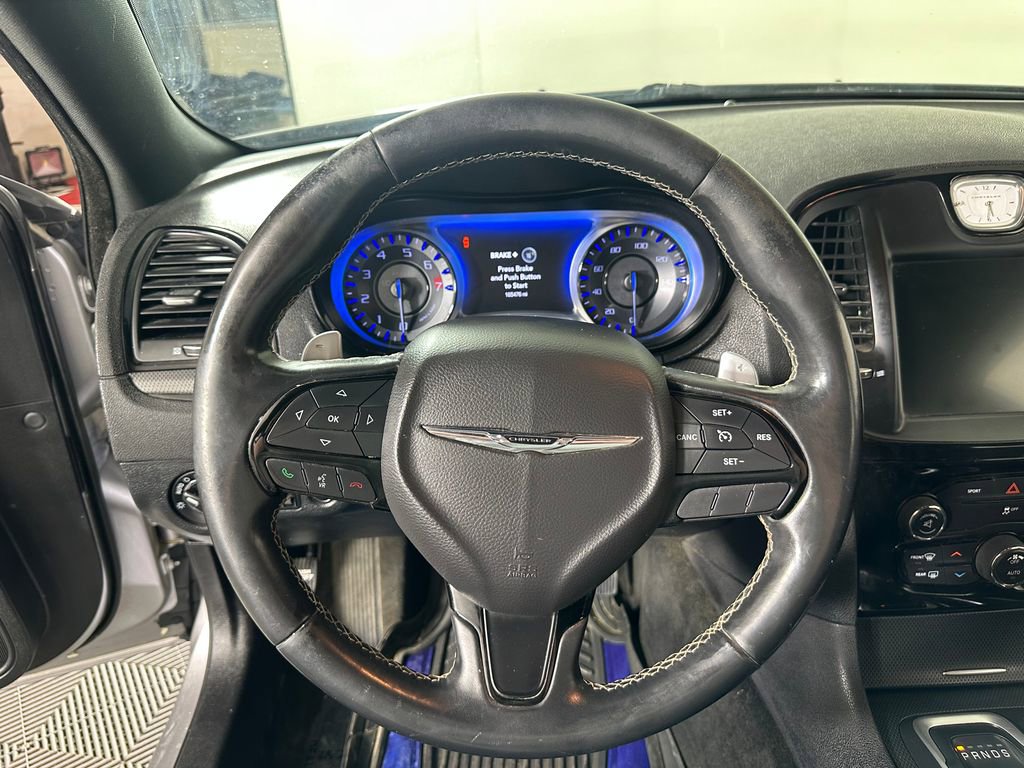 Used 2016 Chrysler 300 S image 23