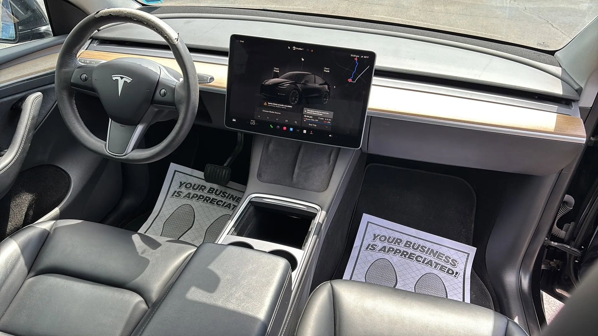 Used 2022 Tesla Model Y Long Range AWD/4WD image 17
