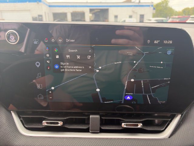 Used 2025 Chevrolet Equinox LT AWD/4WD image 19