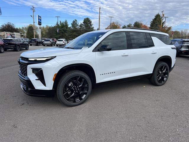 New 2026 Chevrolet Traverse RS w/ LPO, Floor Liner Package image 1