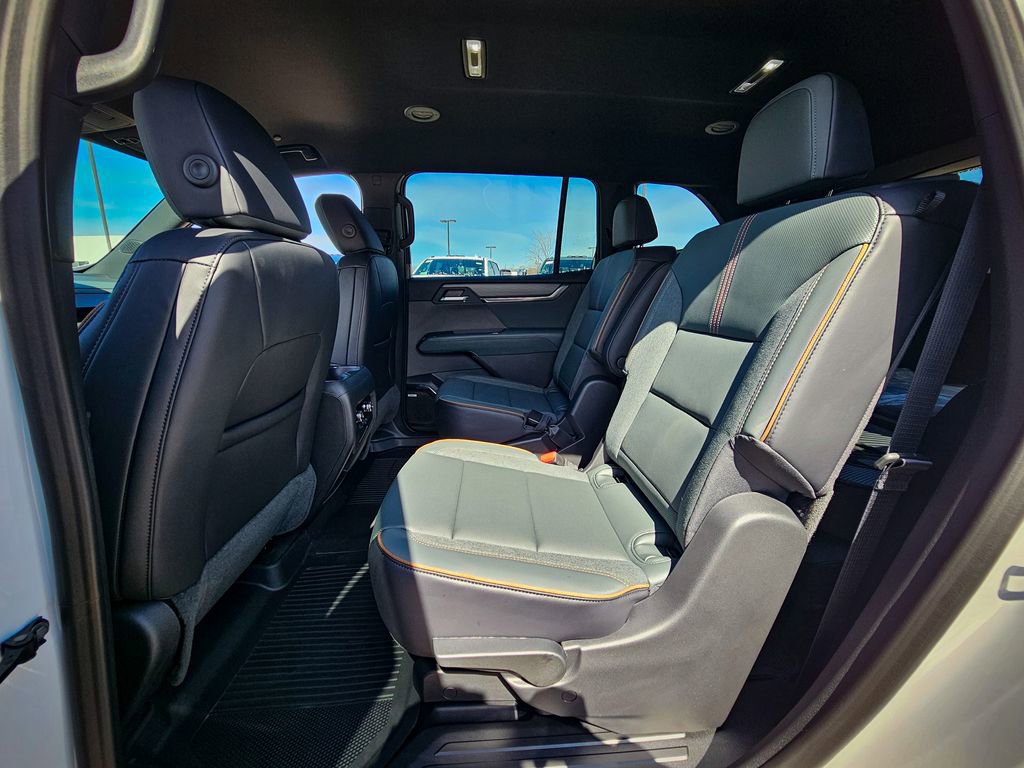 New 2026 GMC Acadia AT4 image 32