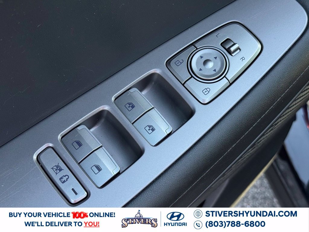 Certified 2025 Hyundai Palisade SEL FWD image 29