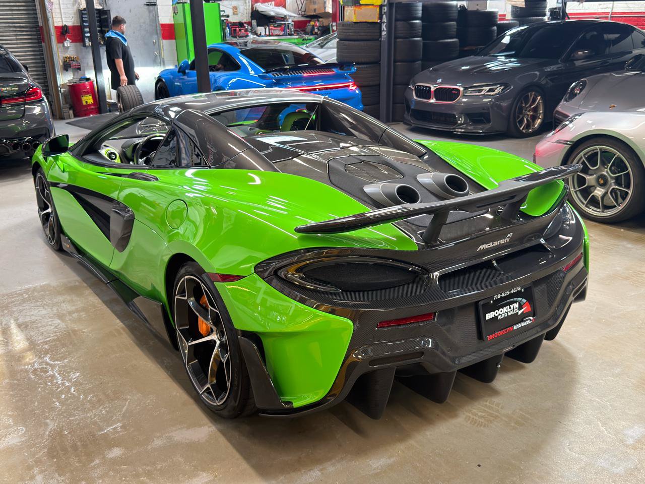 Used 2020 McLaren 600LT Spider RWD image 42