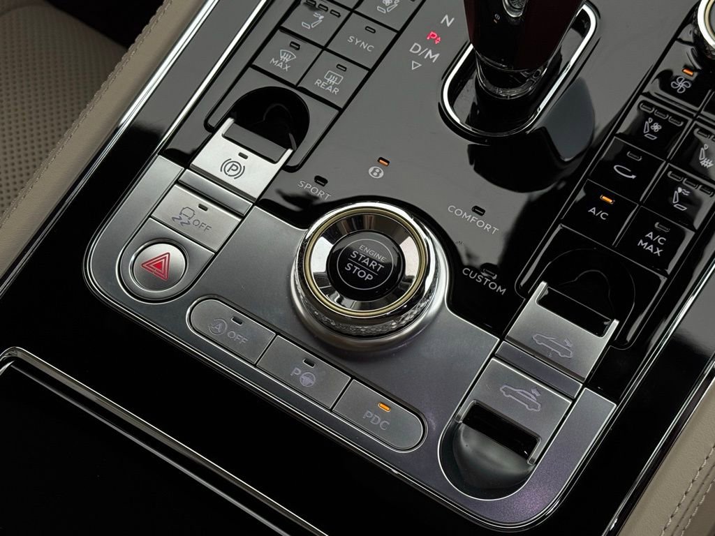 Used 2024 Bentley Continental GT image 30