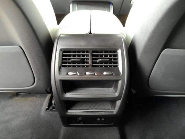Used 2025 BMW X5 sDrive40i w/ M Sport Package RWD image 33