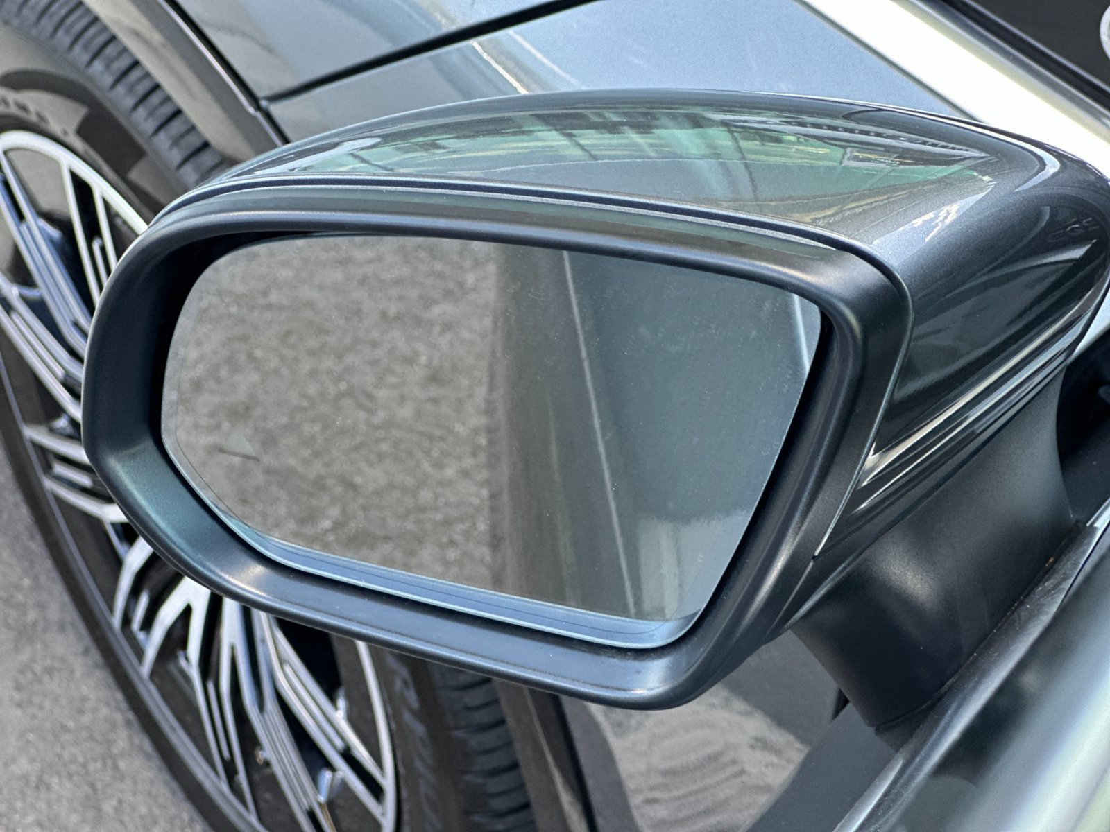 Certified 2023 Mercedes-Benz EQS 580 4MATIC SUV image 10