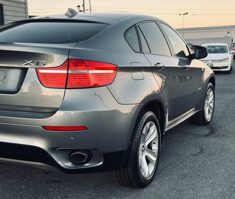 Used 2008 BMW X6 xDrive35i image 4