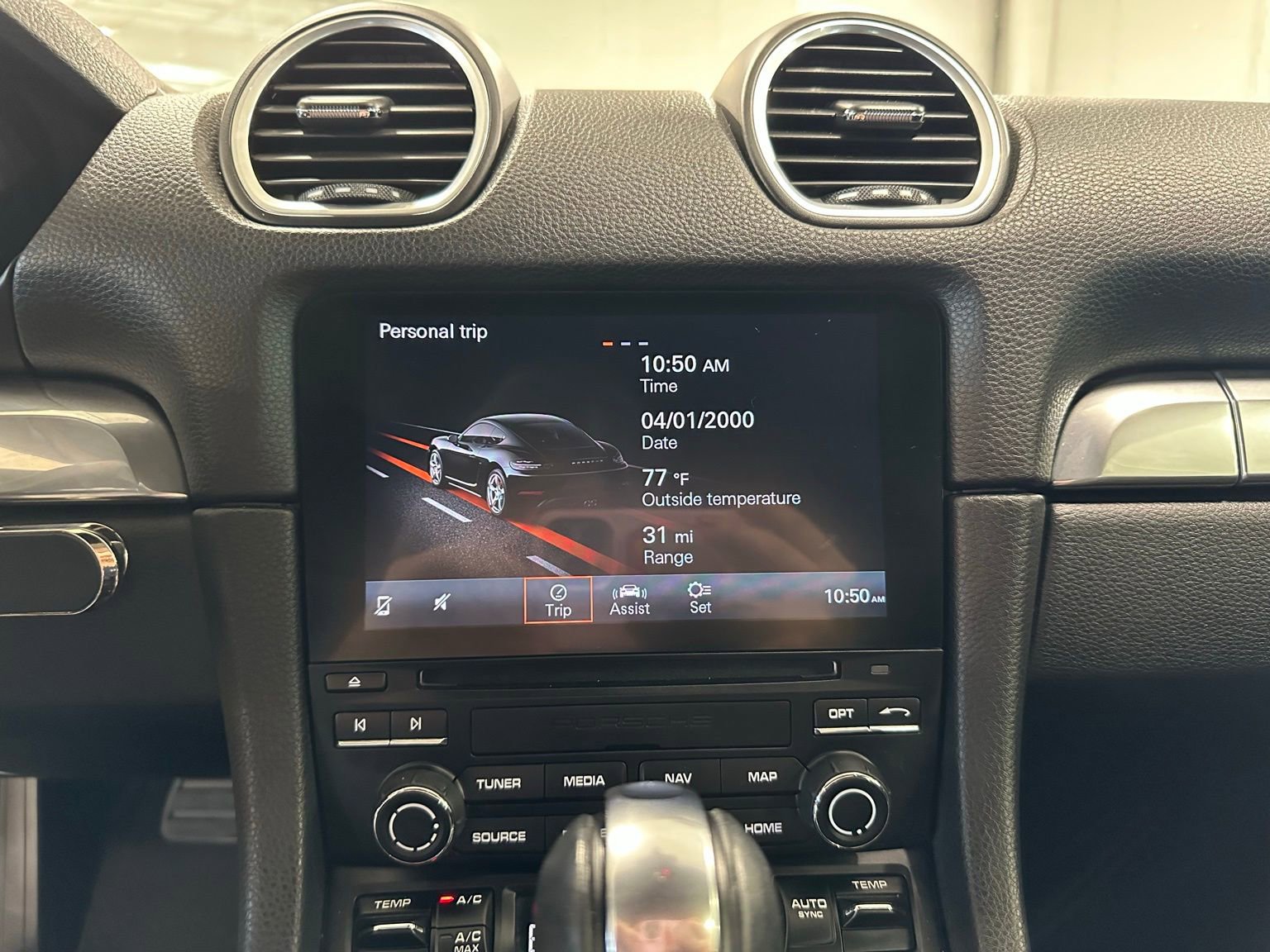 Used 2021 Porsche 718 Cayman image 24