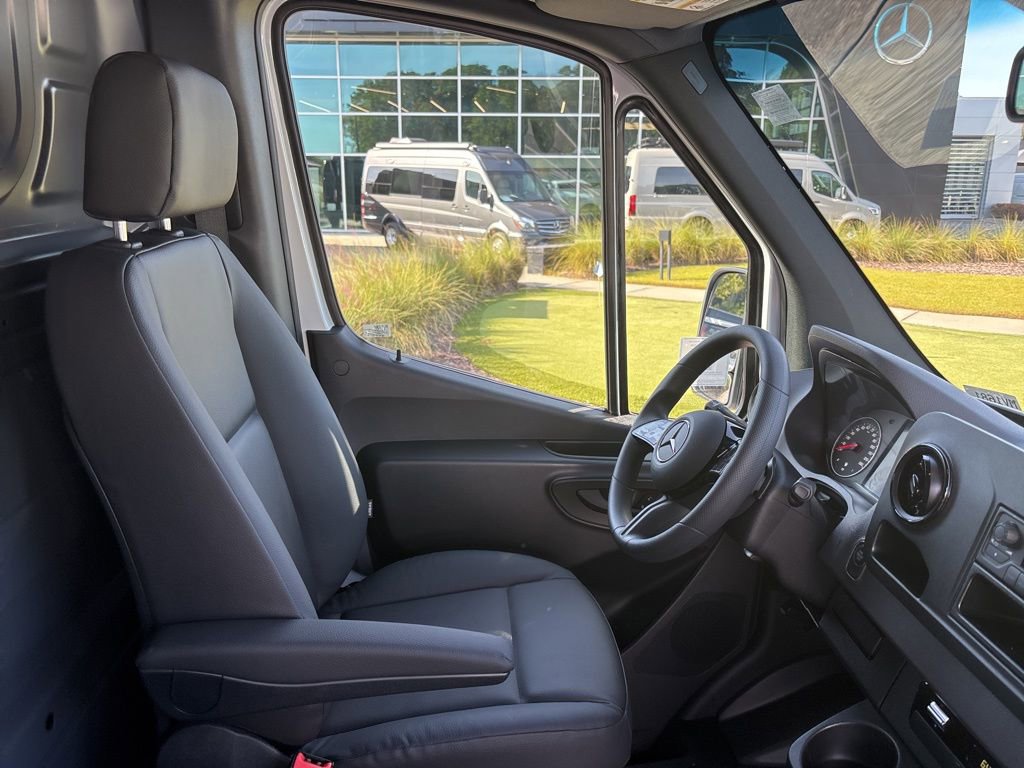New 2026 Mercedes-Benz Sprinter 2500 image 17
