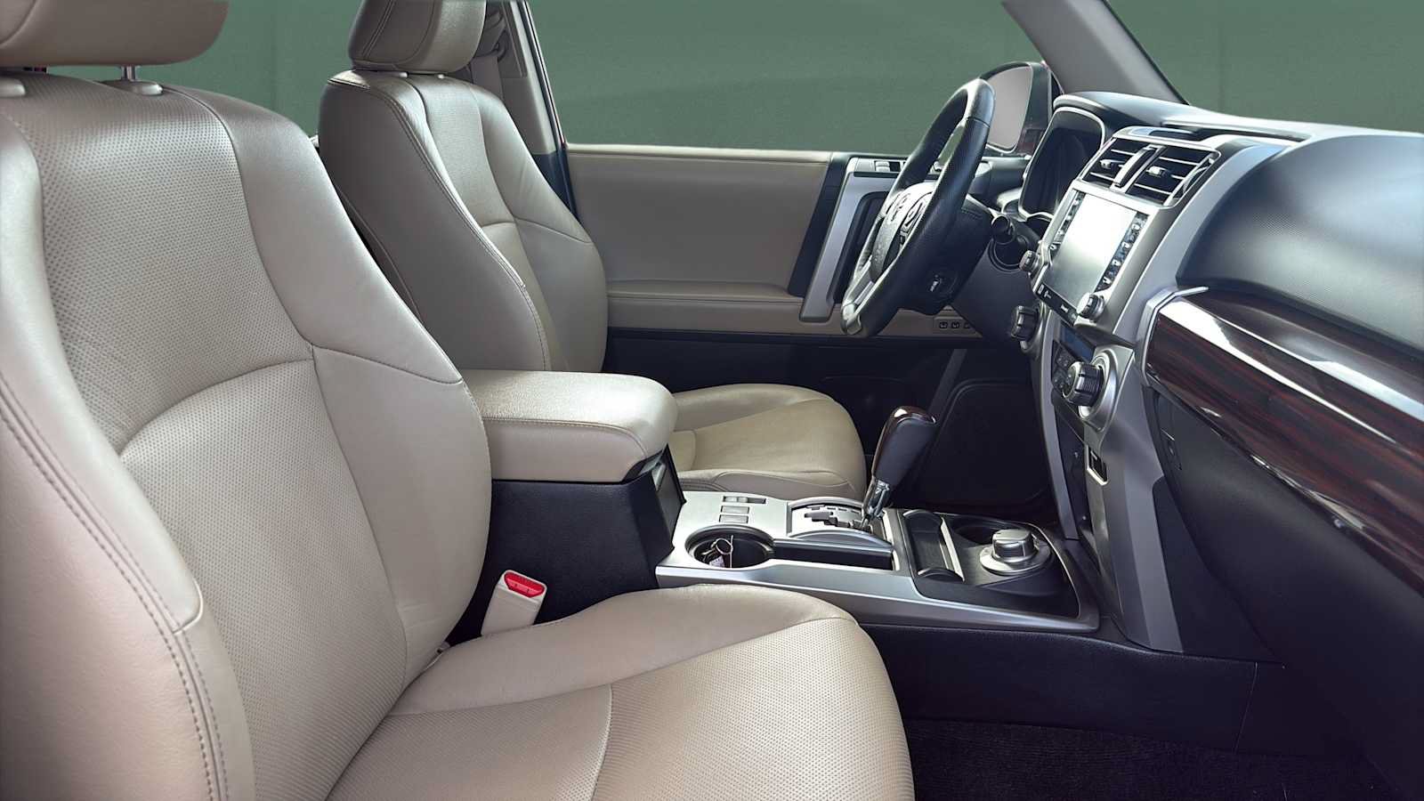 Used 2023 Toyota 4Runner Limited AWD/4WD image 29