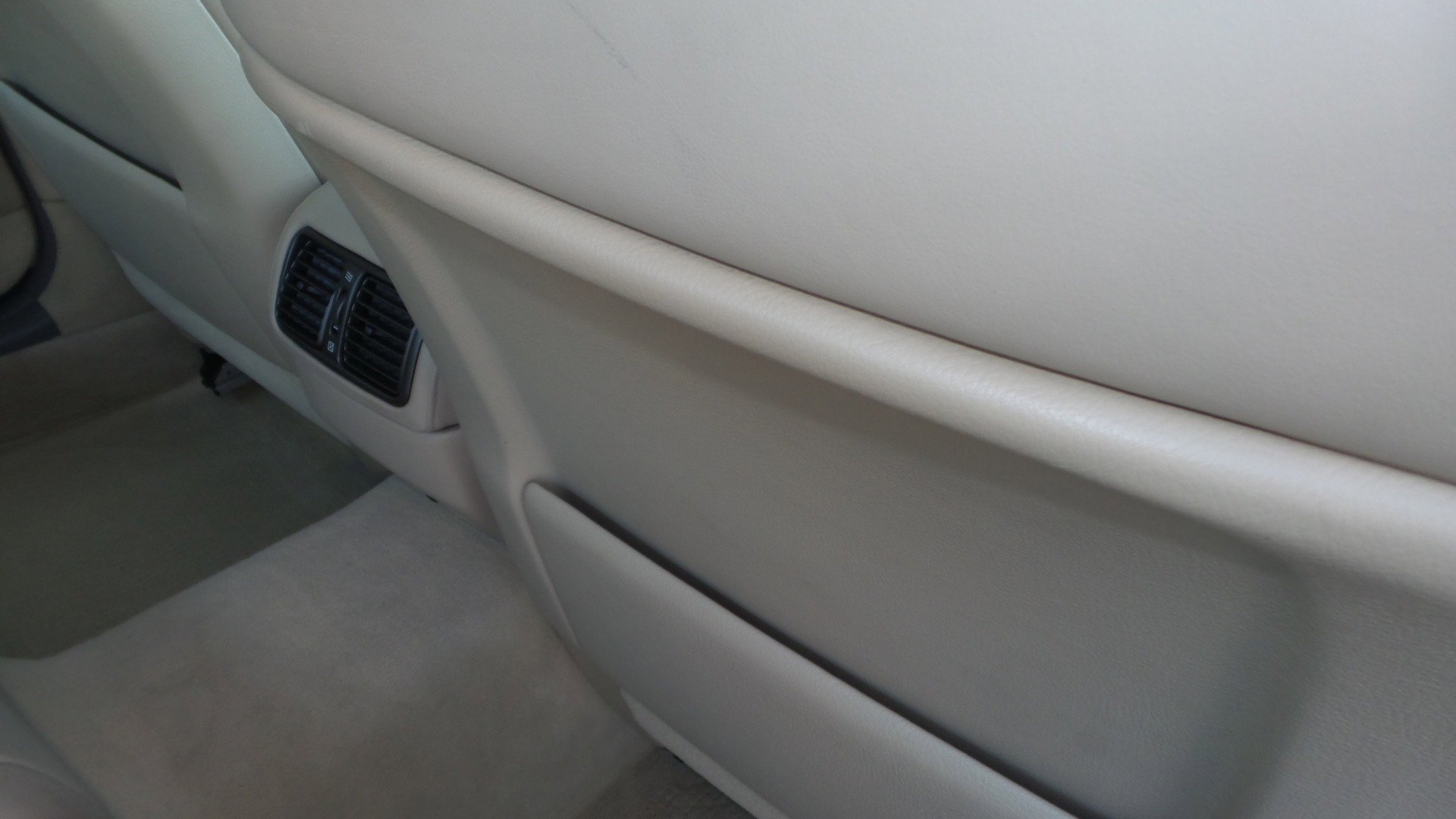 Used 2004 Lexus LS 430 image 98