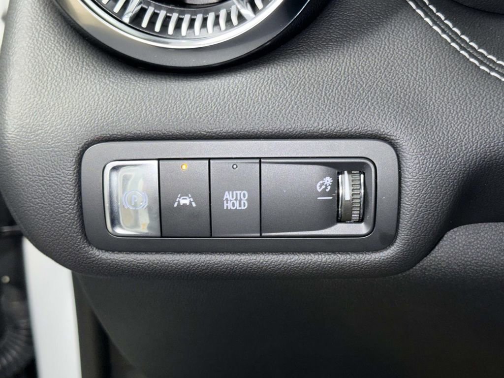 Used 2025 Chevrolet Blazer EV LT image 25