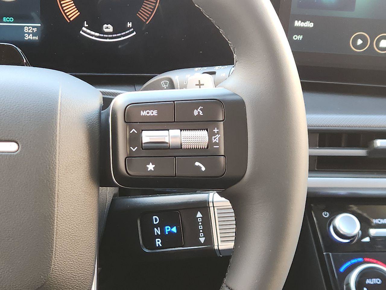 New 2026 Hyundai Santa Fe SEL FWD image 28
