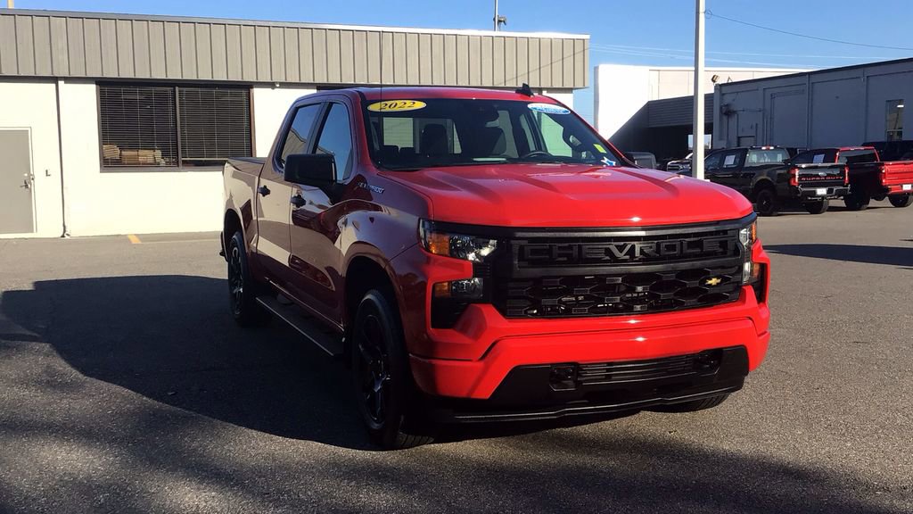 Used 2022 Chevrolet Silverado 1500 Custom image 3