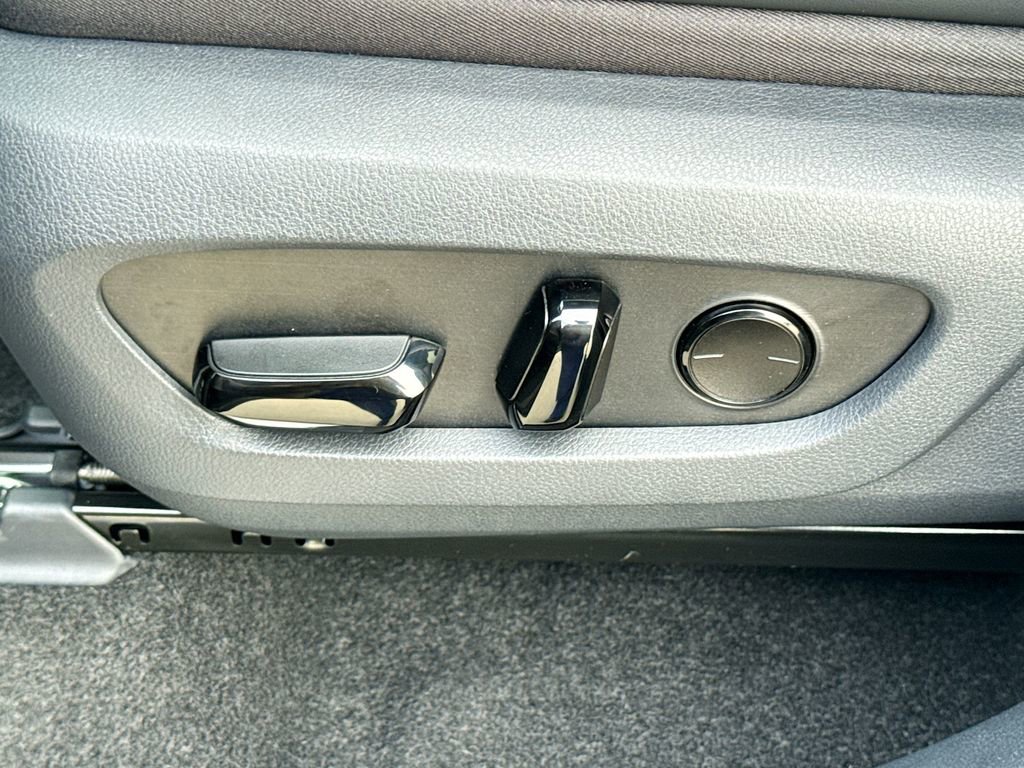 New 2026 Lexus TX 500h AWD image 15