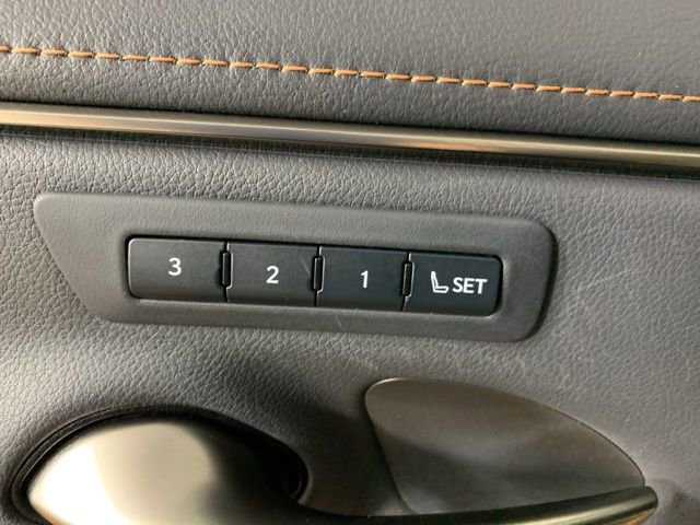 Used 2022 Lexus ES 350 w/ Premium Package image 17