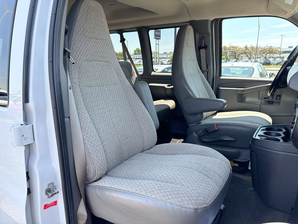 Used 2022 Chevrolet Express 2500 LS w/ Driver Convenience Package RWD image 25