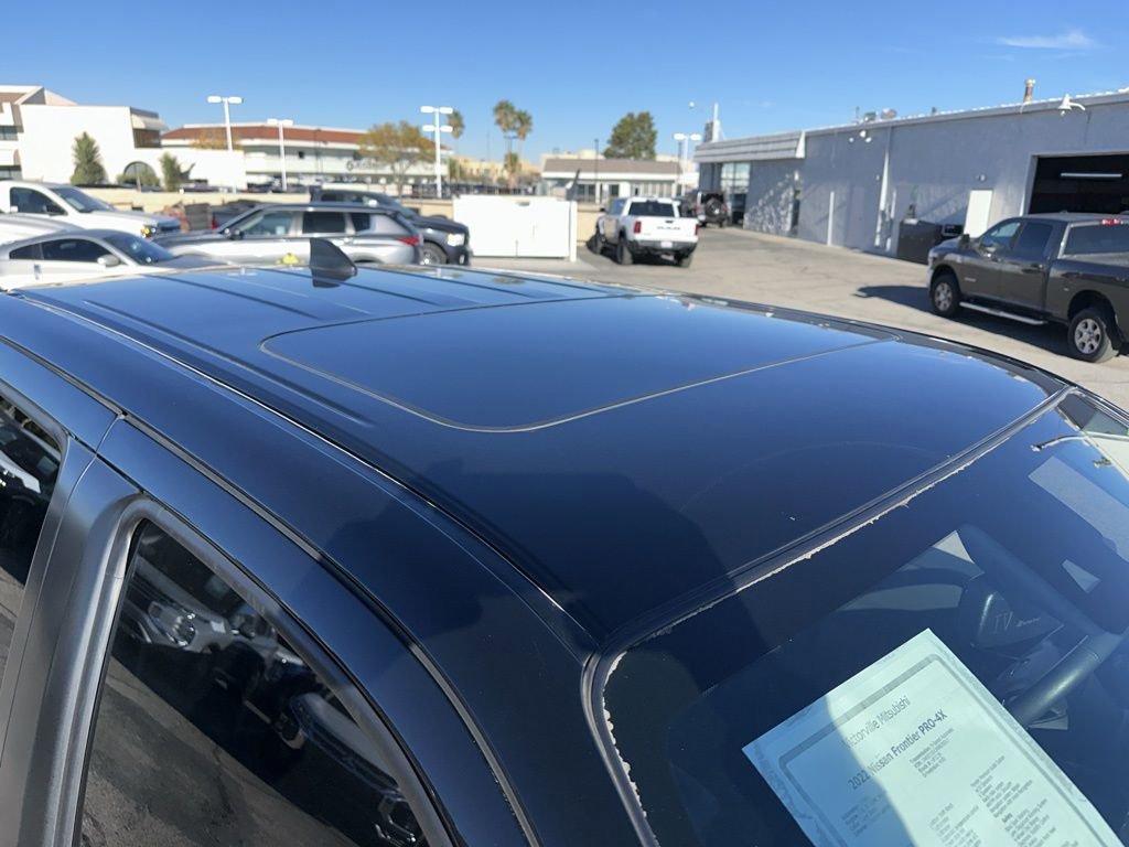 Used 2022 Nissan Frontier PRO-4X w/ Pro-4X Premium Package image 12