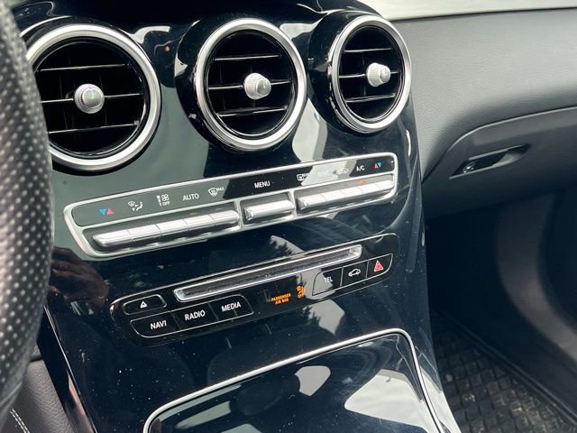 Used 2017 Mercedes-Benz GLC 300 4MATIC image 20